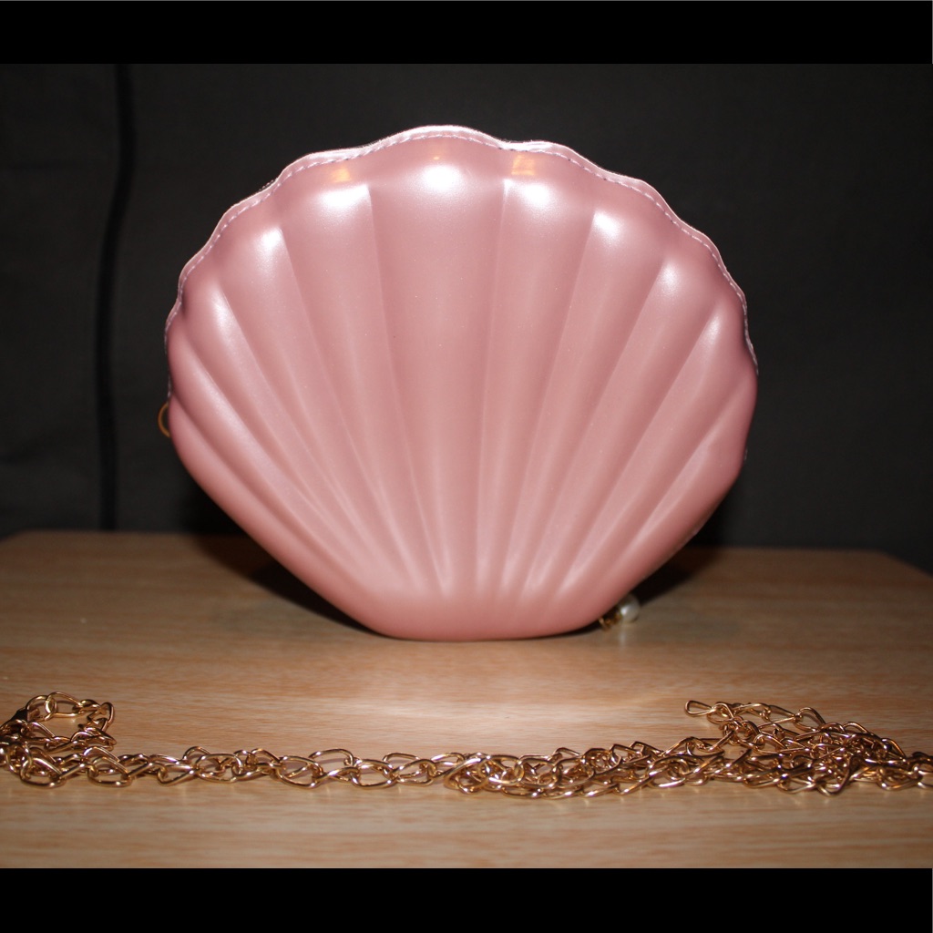 Shell Purse